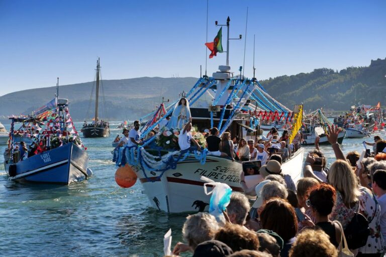 Festas de Nossa Senhora do Rosário de Troia - círio de regresso a Setúbal