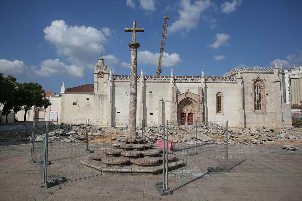 Obras no Largo de Jesus