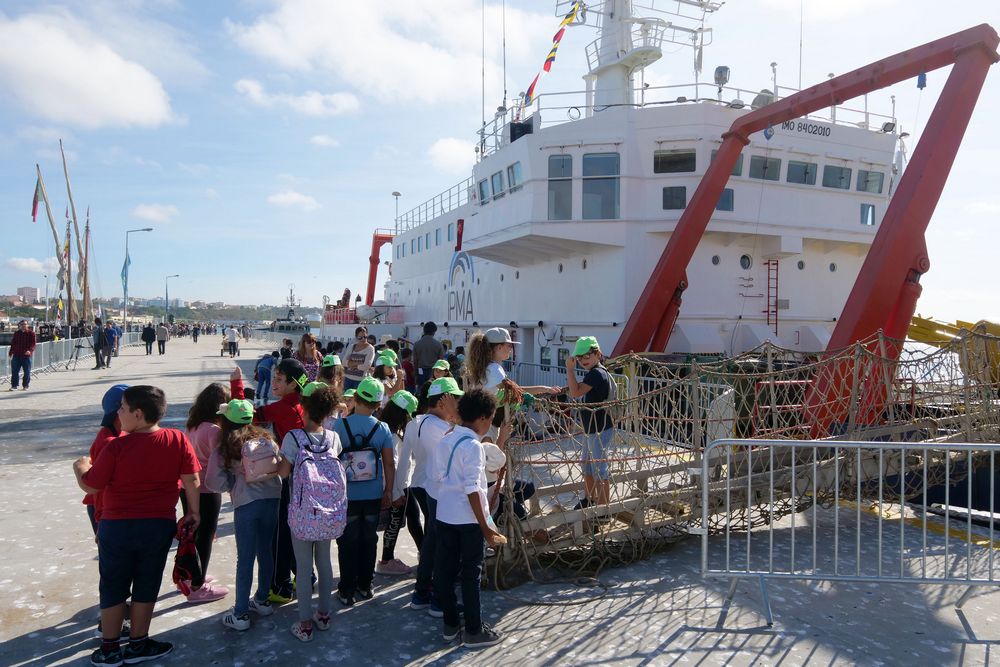 Visitas escolares aos navios Sagres e Mar Portugal - Semana do Mar