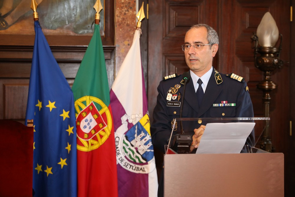 A Tua Vida Contada por Mim - livro de Leonor Campos