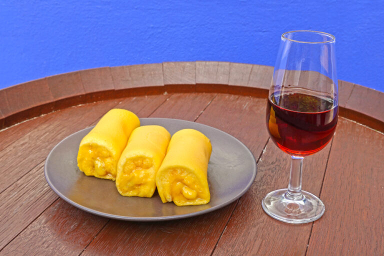 Tortas de Azeitão e Moscatel de Setúbal