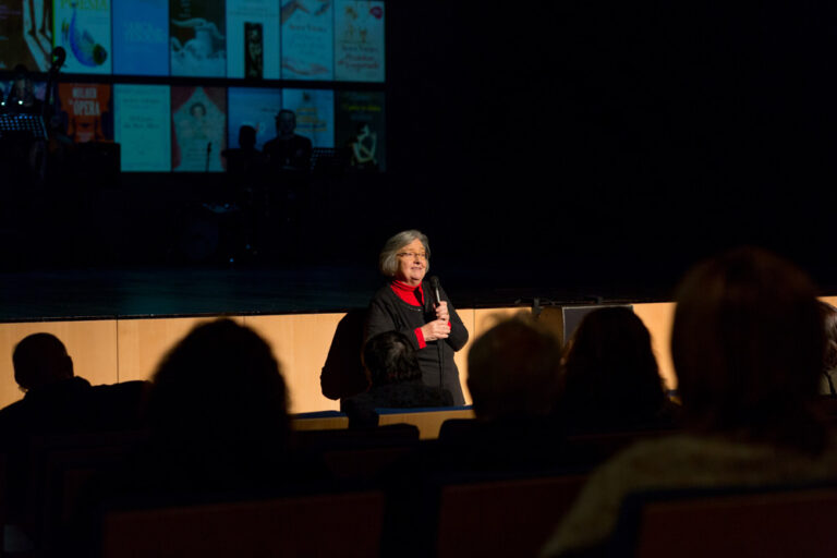 Luísa Todi Homenageia Alice Vieira - Alice Vieira