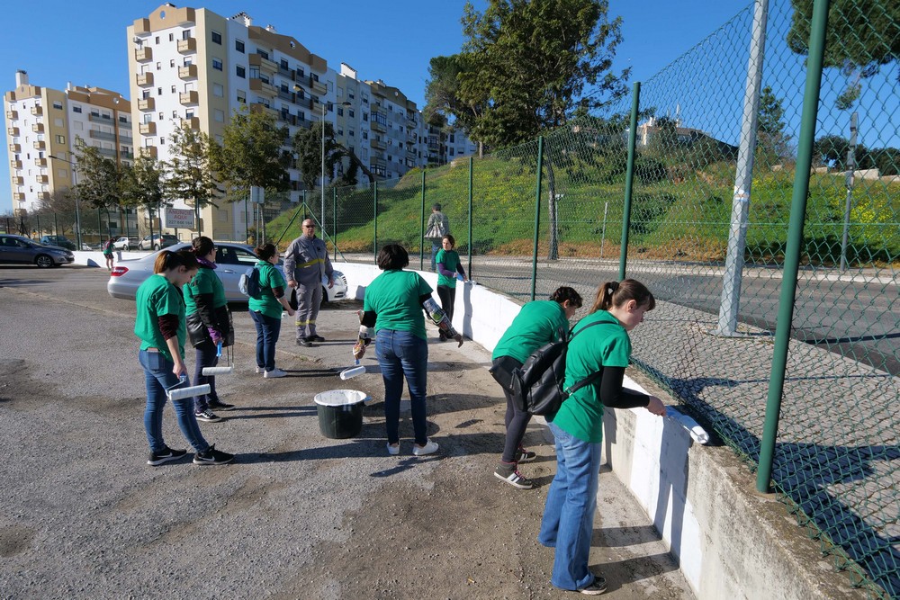 Pintura do muro exterior do quartel dos bombeiros sapadores