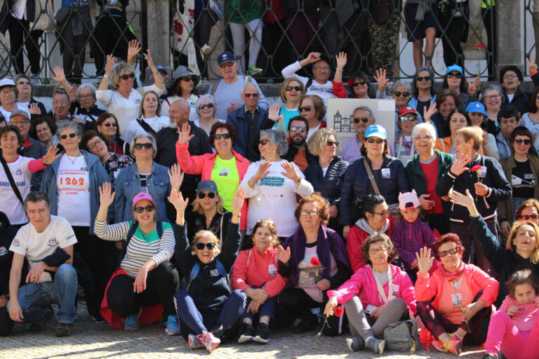 Caminhada pelo Dia Internacional da Mulher