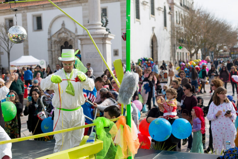 Carnaval 2019 - animação na Praça de Bocage