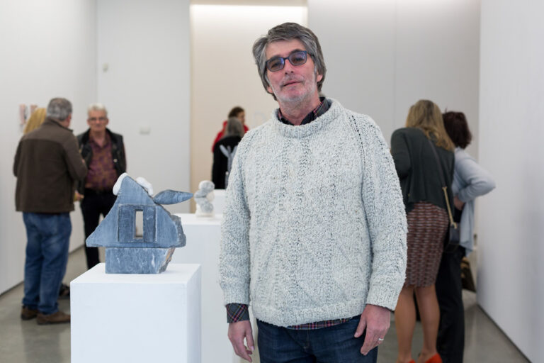 "Plexo" | Exposição de escultura de Carlos Dutra