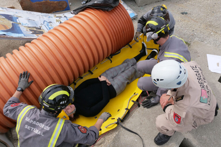 Bombeiros Sapadores - Bombeiro Por um Dia