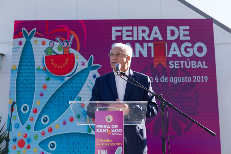 Apresentação da Feira de Sant'Iago e Entronização na Confraria do Peixe - Sunset Flavour Party