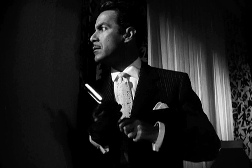 Ciclo "25 X Buñuel" | Ensaio de um Crime