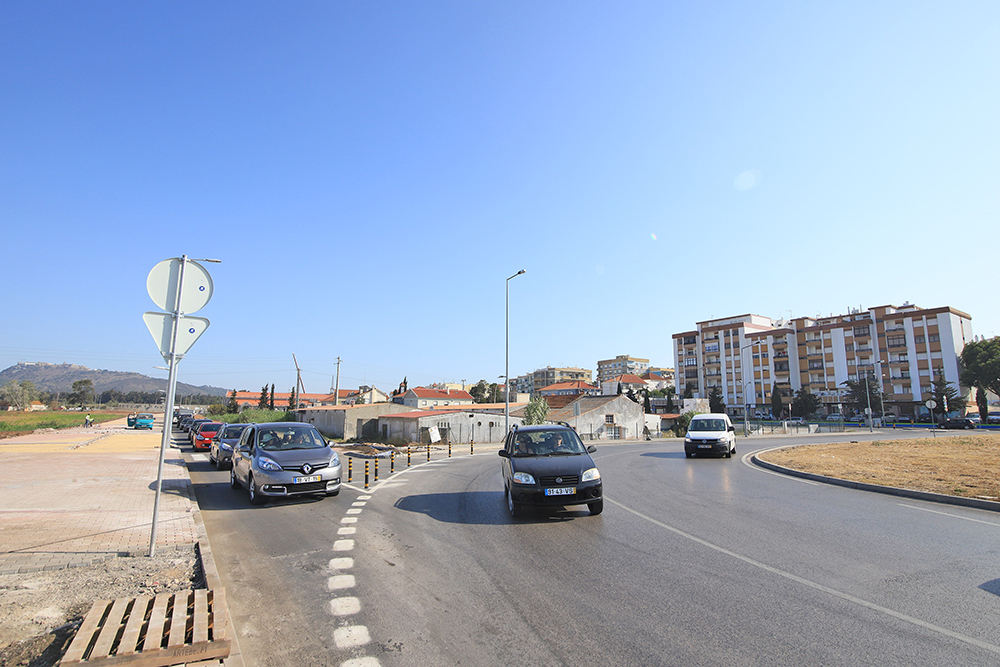 Novo esquema de circulação entrada norte da Avenida dos Ciprestes