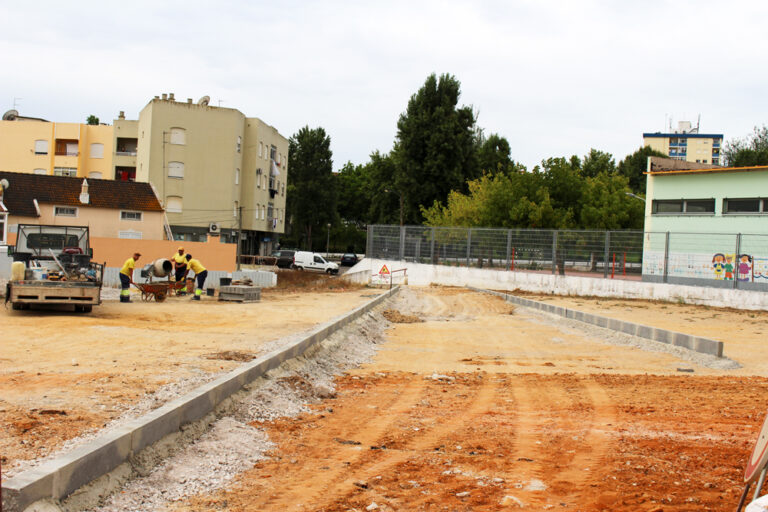 Requalificação do espaço público no Bairro 1.º de Maio