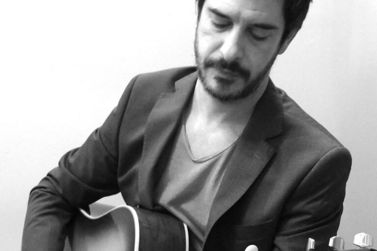 Tiago Morais - O James