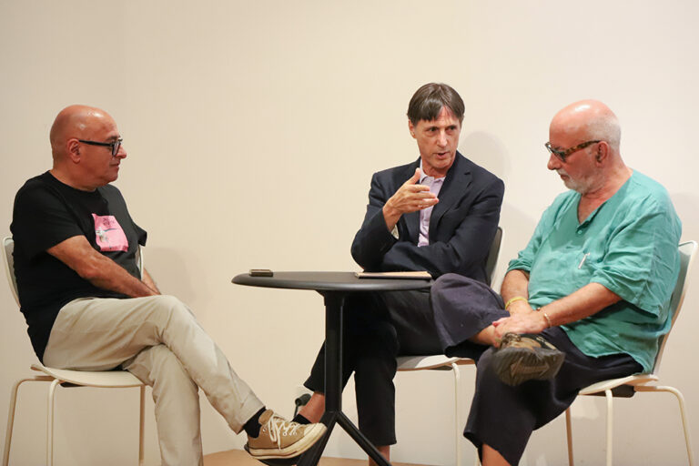 Lançamento do livro "Táxi"