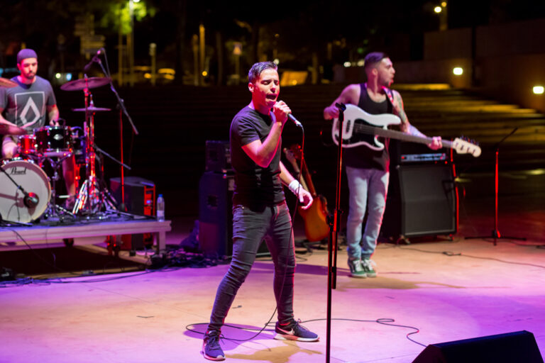 Música à Mostra - 2.º edição - To All My Friends