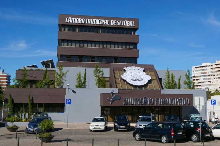 Edifício dos Ciprestes - Câmara Municipal de Setúbal