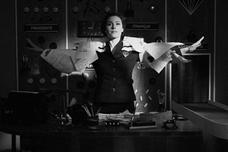 Curta-Metragem Entre Sombras