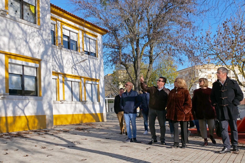 Executivo visita escolas - EB1 JI Viso