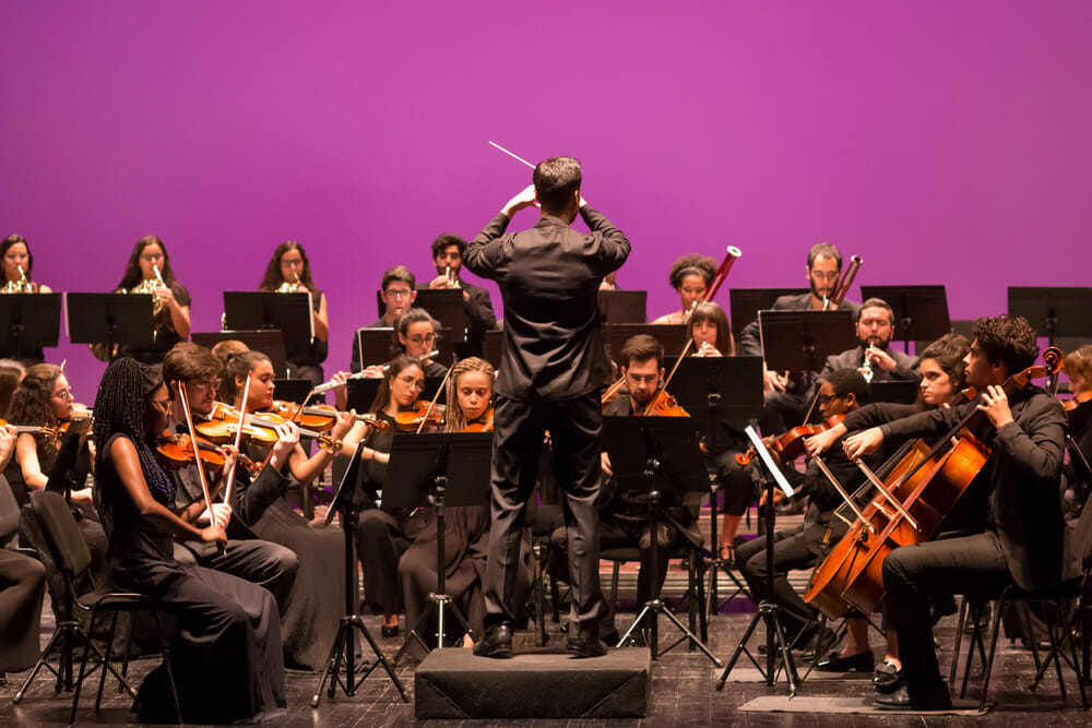 Orquestra Académica Metropolitana - A Luz