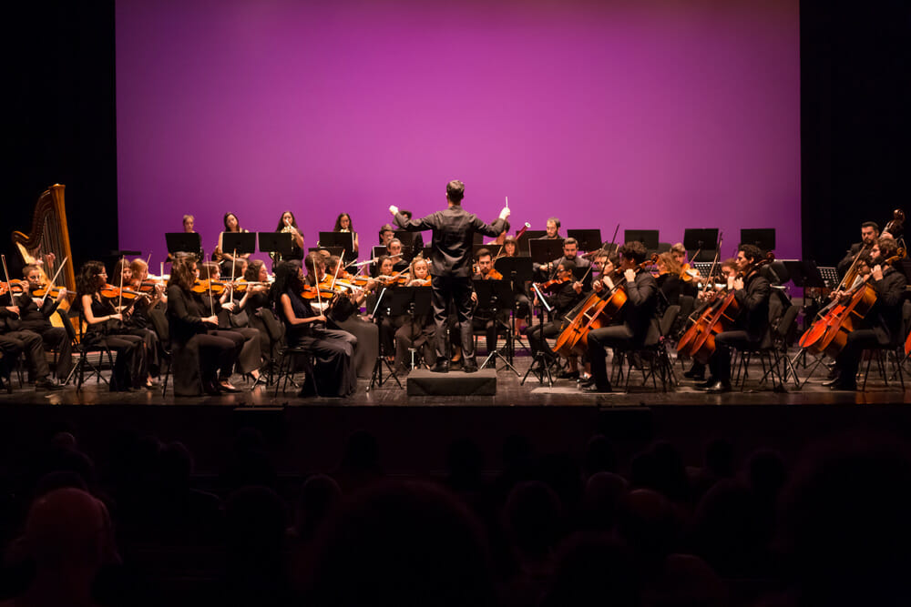 Orquestra Académica Metropolitana - A Luz