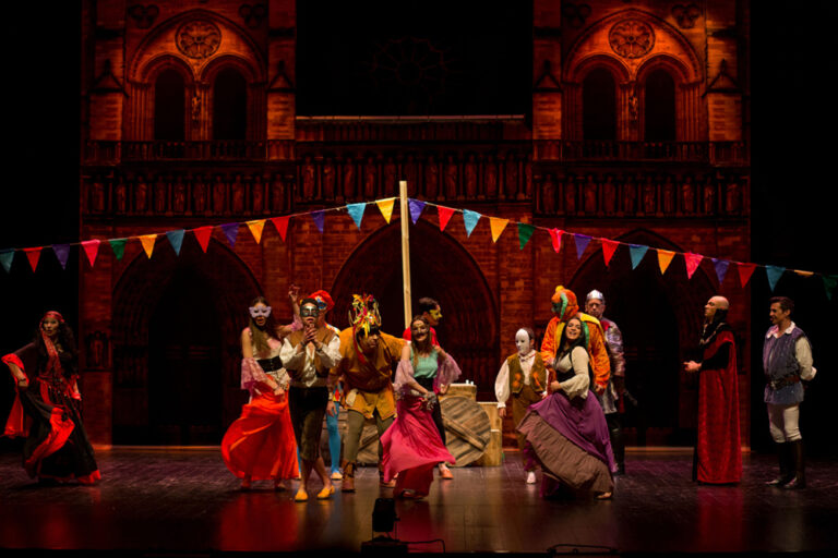 O Corcunda de Notre Dame - II Bambolinices