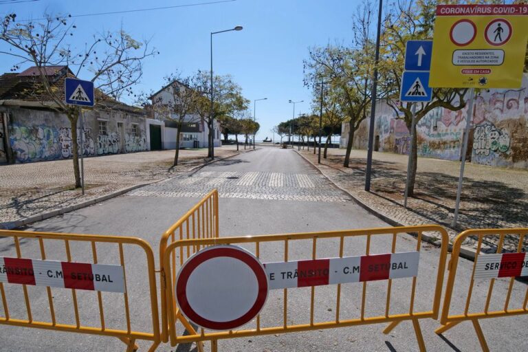 Coronavírus Covid-19 | sinalização frente ribeirinha