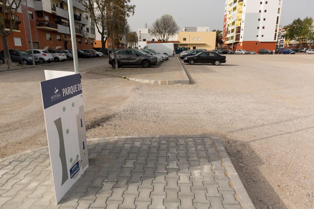 Parque Estacionamento - Vale do Cobro