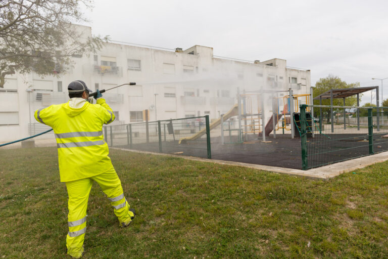 Coronavírus Covid-19 | Limpeza e desinfeção | 4 de abril | Manteigadas