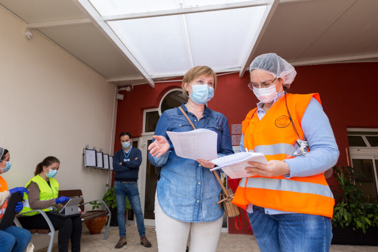 Coronavírus COVID-19 - Visitas a lares de idosos