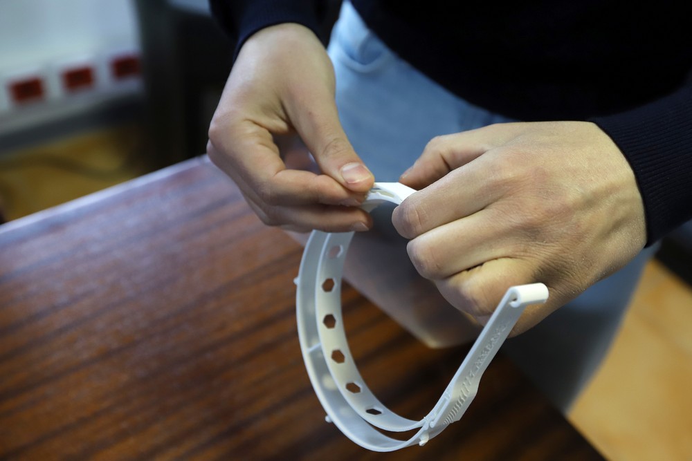 Coronavírus Covid-19 | Fan 3D | empresa produz viseiras