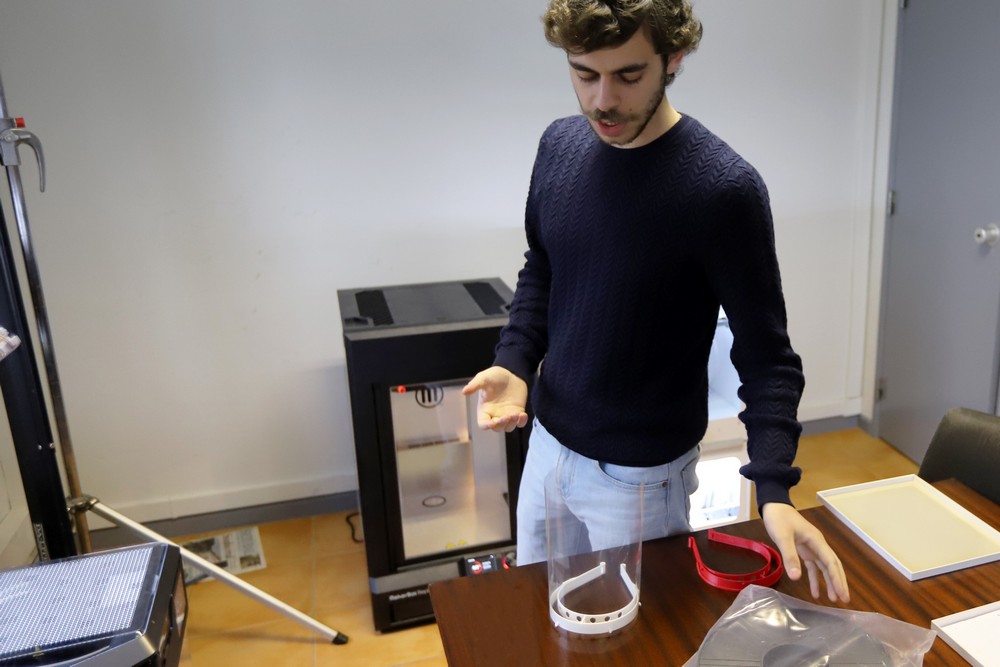 Coronavírus Covid-19 | Fan 3D | empresa produz viseiras