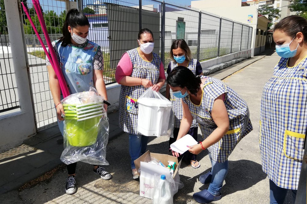 Coronavírus Covid-19 | Pré-escolar prepara regresso | distribuição de materiais e equipamentos