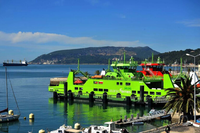 Doca das Fontainhas | ferries