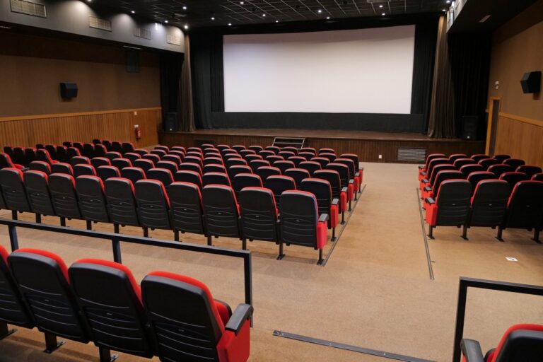 Coronavírus Covid-19 | reabertura de equipamentos | Cinema Charlot - Auditório Municipal