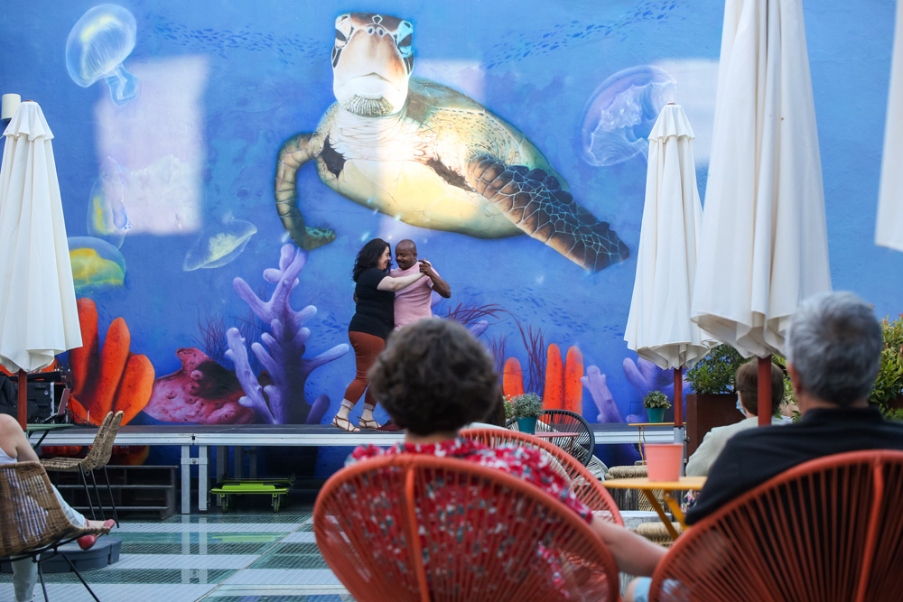 All Saints Bay Brazil - palestra e dança