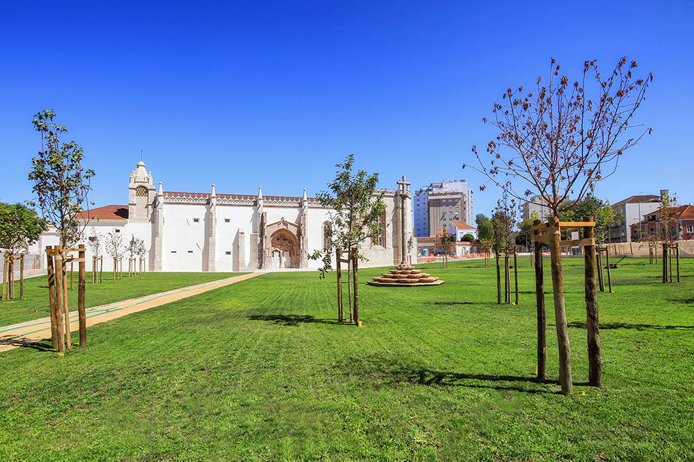 Convento de Jesus e jardim