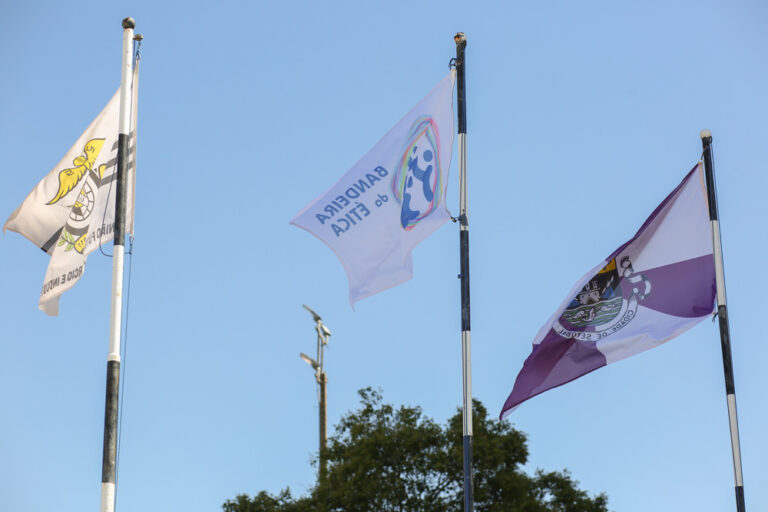 UF Comércio e Indústria | Bandeira da Ética