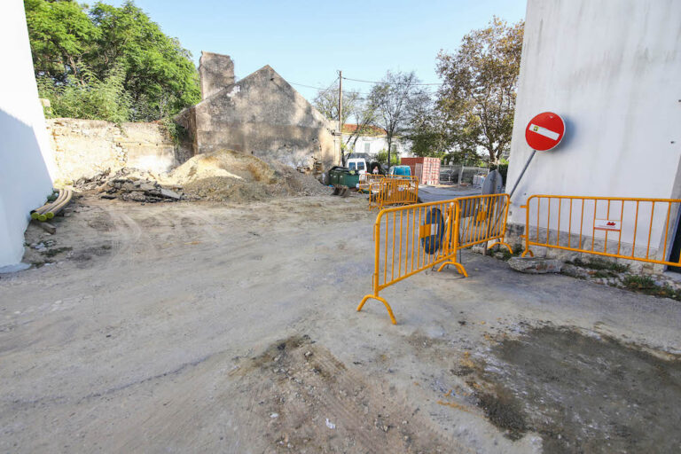 Obras | requalificação urbana do Largo 5 de Outubro | 1.ª fase