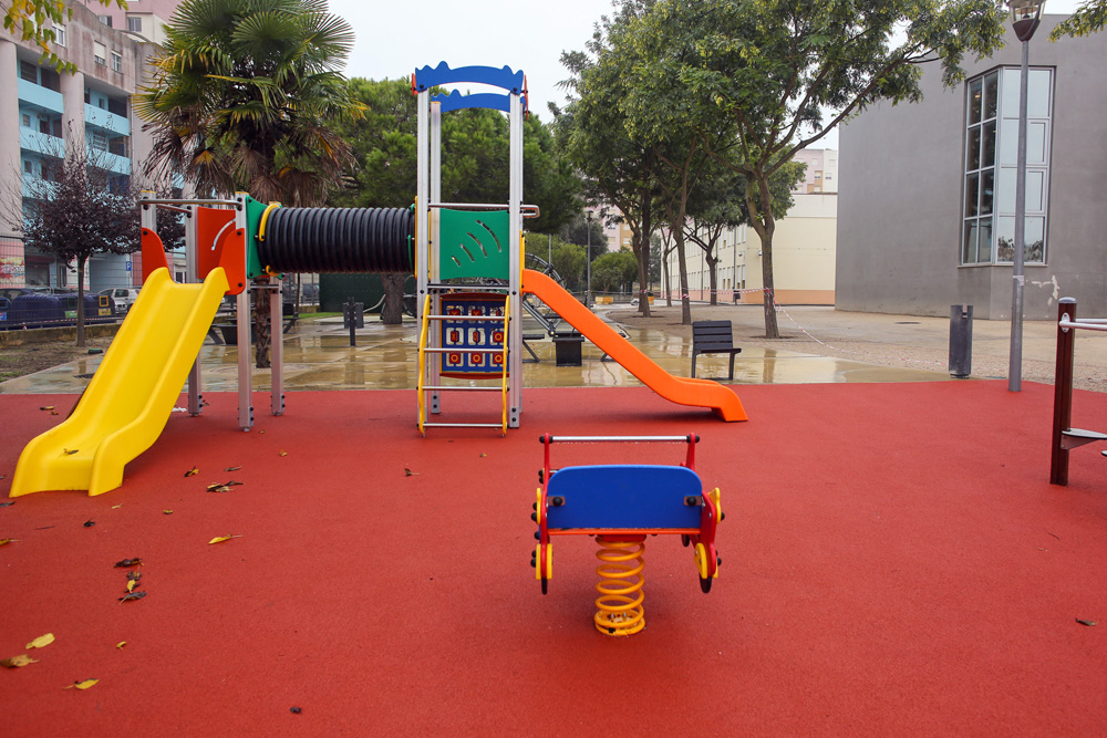 EB Luísa Todi - equipamento lúdico novo