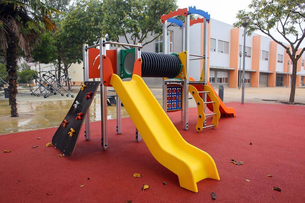 EB Luísa Todi - equipamento lúdico novo