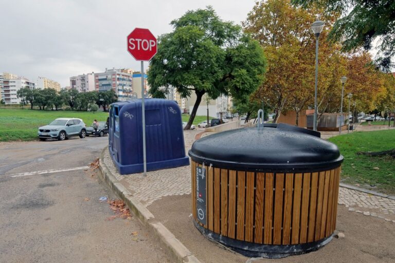 Contentores semienterrados | Monte Belo Sul