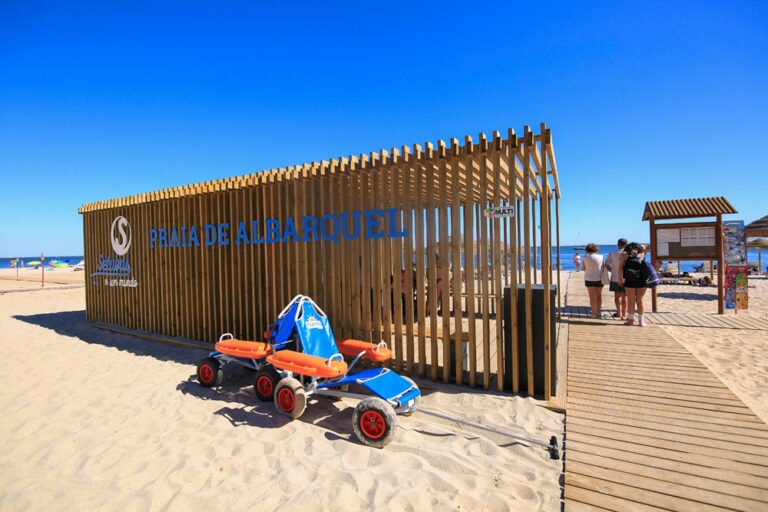Praia de Albarquel | Praia Acessível