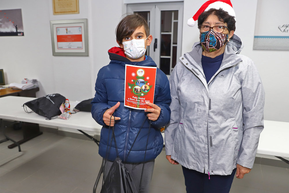 Férias no Bairro | entrega de prendas | Quinta de Santo António