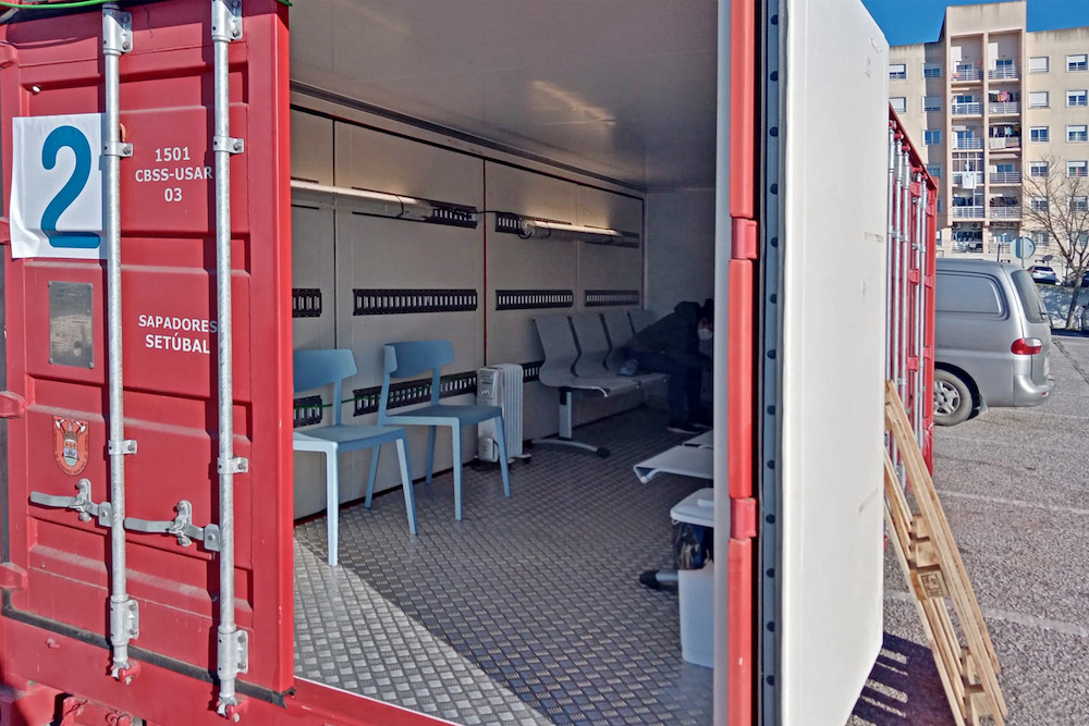 Covid.19 | contentores ampliam zona de espera do ADC do hospital