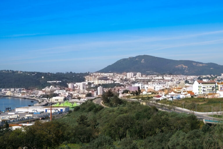 Cidade de Setúbal e Serra da Arrábida