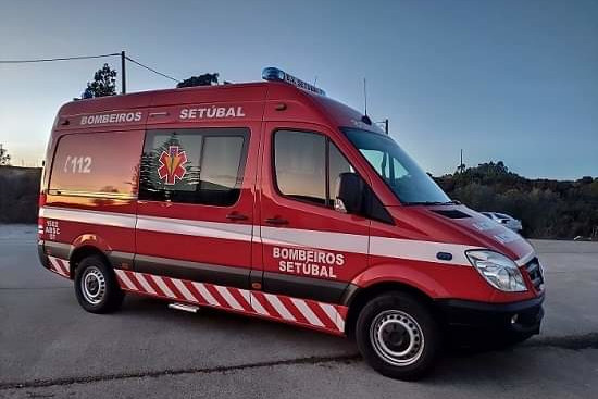 Apoio da JF de São Sebastião aos Bombeiros Voluntários | Foto da Junta de Freguesia de São Sebastião
