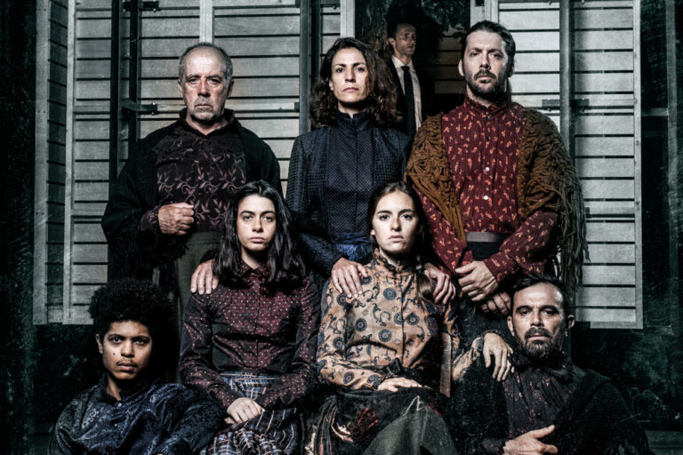 Catarina e a Beleza de Matar Fascistas