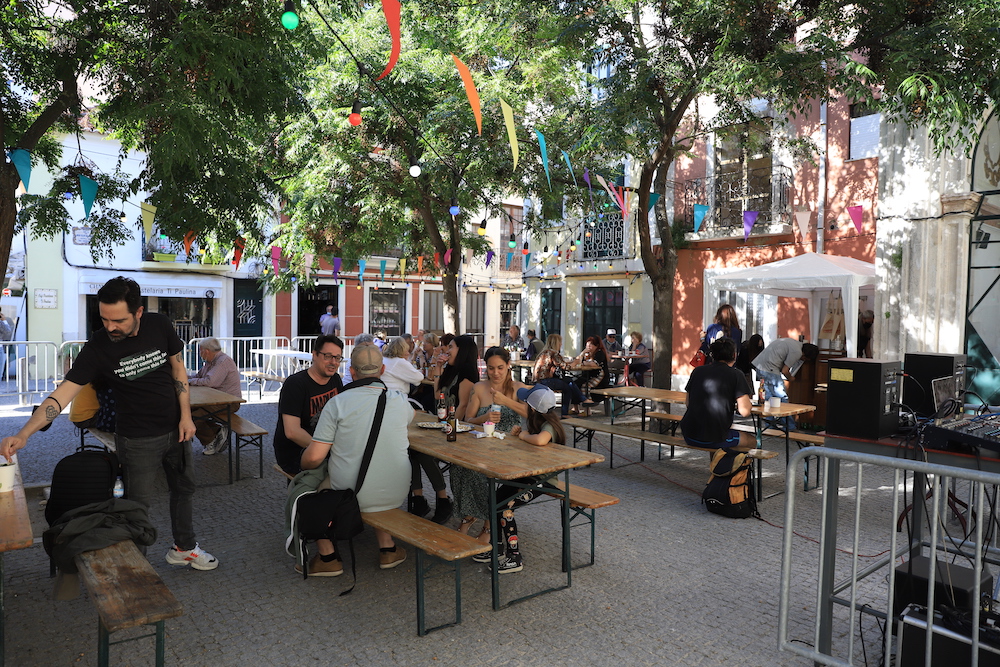 Happy_Fridays_Troino_Associação_Bairro_Cool_2021_12