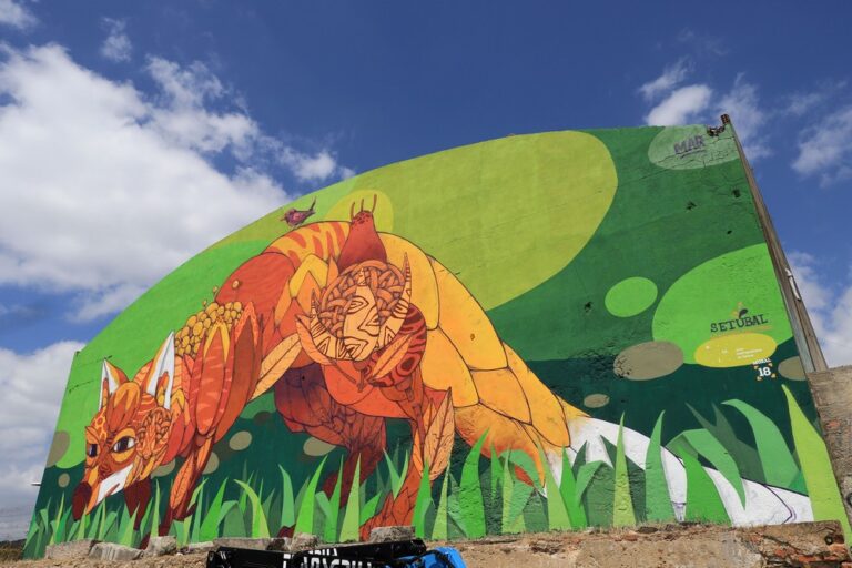 Mural 18 | Mural raposa de GonçaloMAR | Avenida Jaime Rebelo
