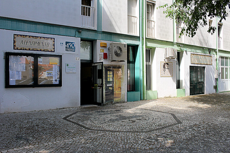 fachada da Junta de Freguesia de São Sebastião | Foto da JFSS