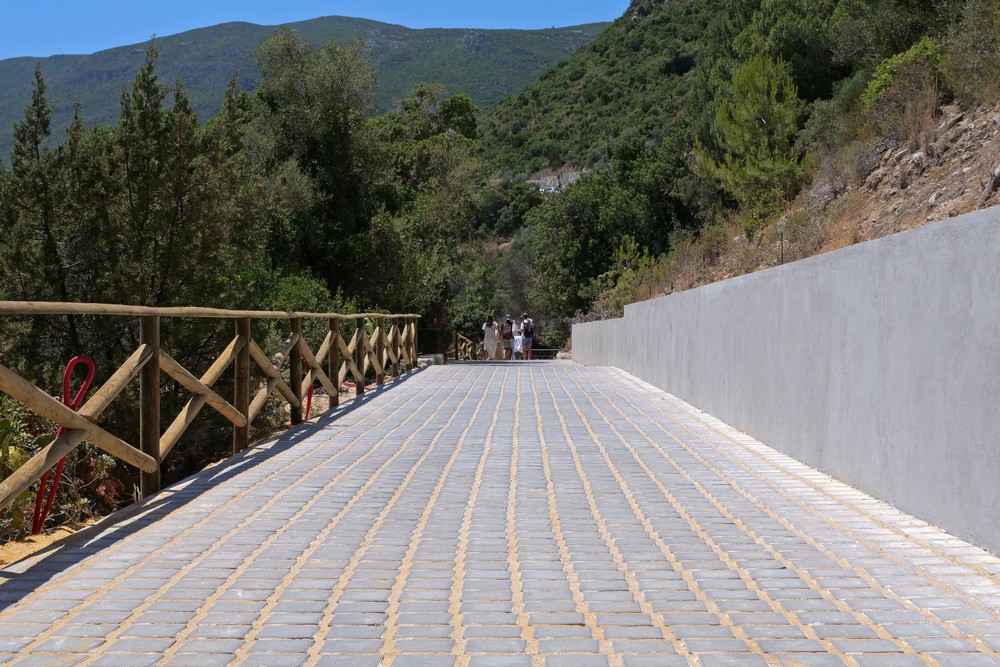 Praia de Galapos | acesso principal requalificado